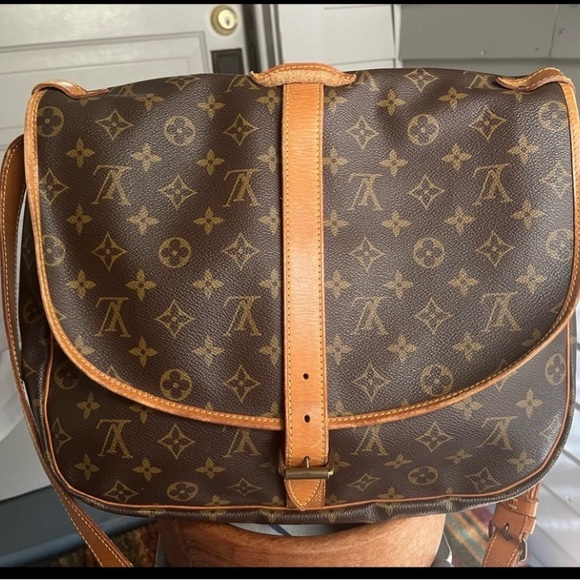 Louis Vuitton Saumur 35 - Picture 4 of 15